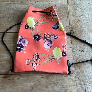 Triangl bag swim draw string bag orange flower
